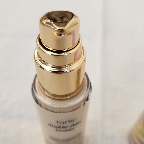 NIB Tarte - face tape foundation - full size - 20S light sand - Picture 13 of 15